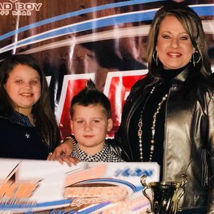 Meet your Posher, Alicia